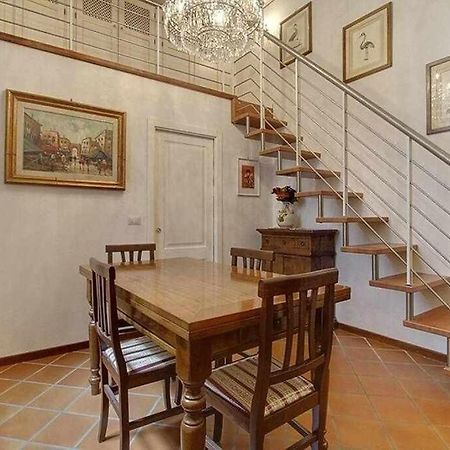 Santa Croce Elegant With Garage Apartment Флоренция Екстериор снимка