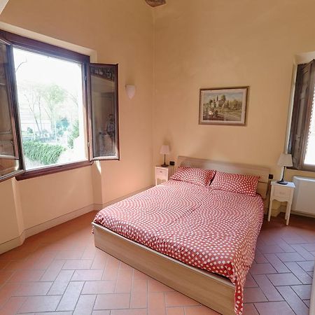 Santa Croce Elegant With Garage Apartment Флоренция Екстериор снимка
