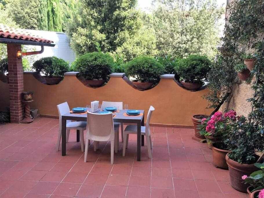 Santa Croce Elegant With Garage Apartment Флоренция Екстериор снимка