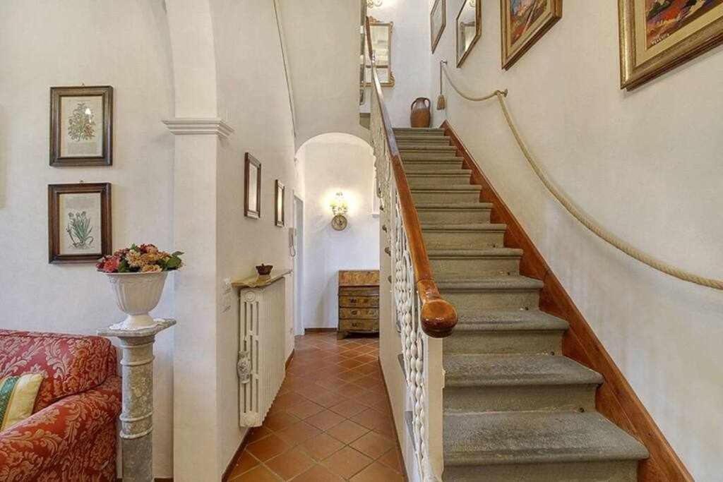 Santa Croce Elegant With Garage Apartment Флоренция Екстериор снимка