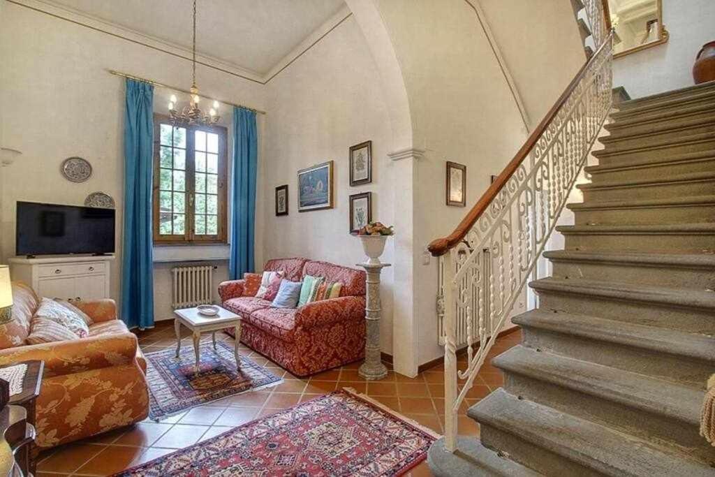 Santa Croce Elegant With Garage Apartment Флоренция Екстериор снимка