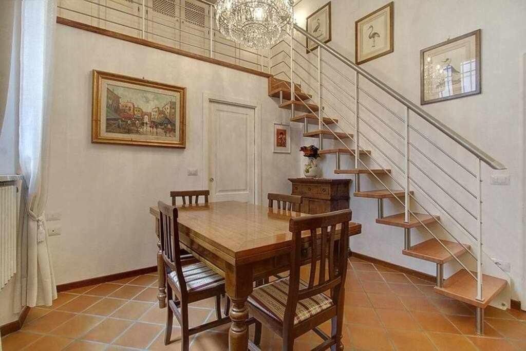 Santa Croce Elegant With Garage Apartment Флоренция Екстериор снимка
