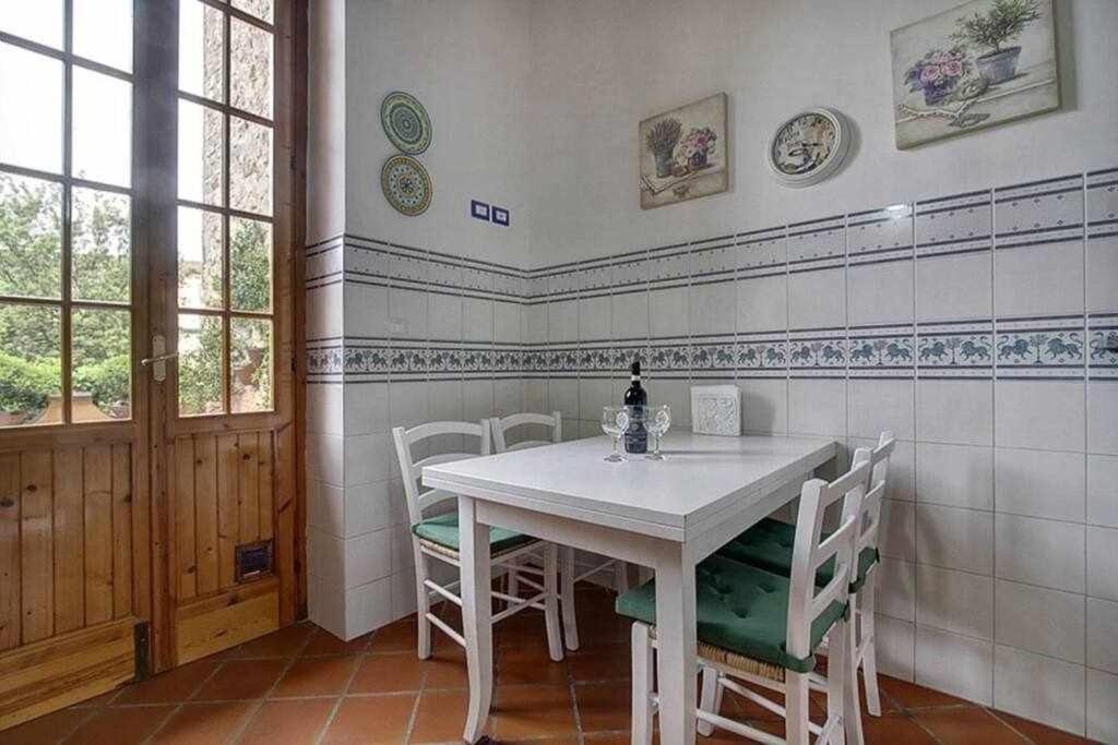 Santa Croce Elegant With Garage Apartment Флоренция Екстериор снимка