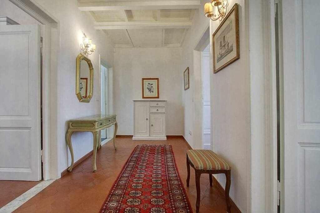 Santa Croce Elegant With Garage Apartment Флоренция Екстериор снимка