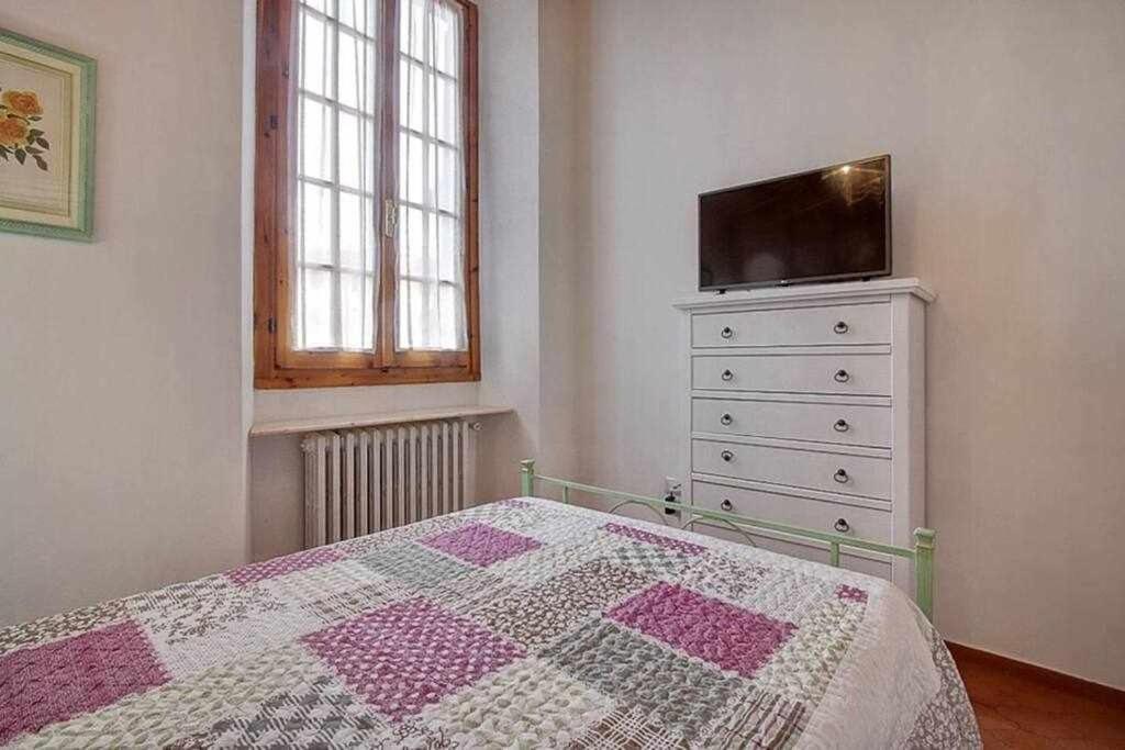 Santa Croce Elegant With Garage Apartment Флоренция Екстериор снимка