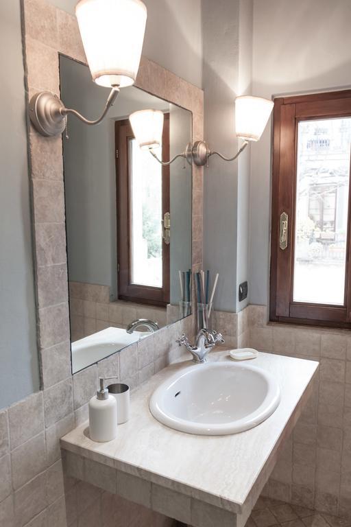 Santa Croce Elegant With Garage Apartment Флоренция Екстериор снимка