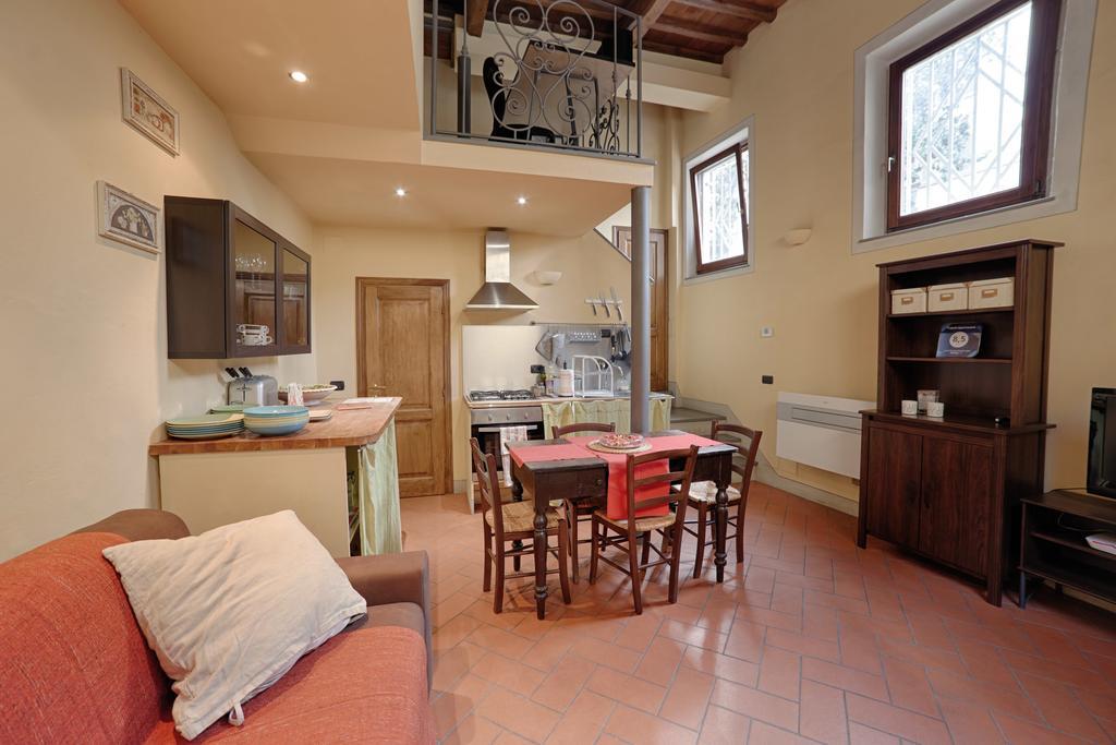 Santa Croce Elegant With Garage Apartment Флоренция Екстериор снимка