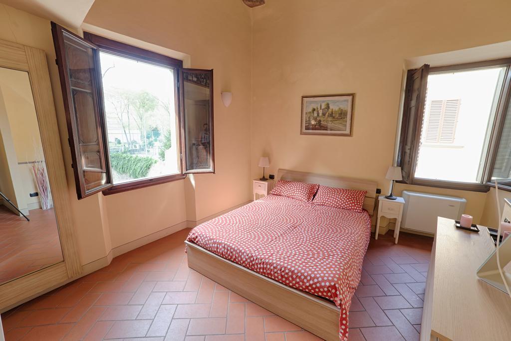 Santa Croce Elegant With Garage Apartment Флоренция Екстериор снимка