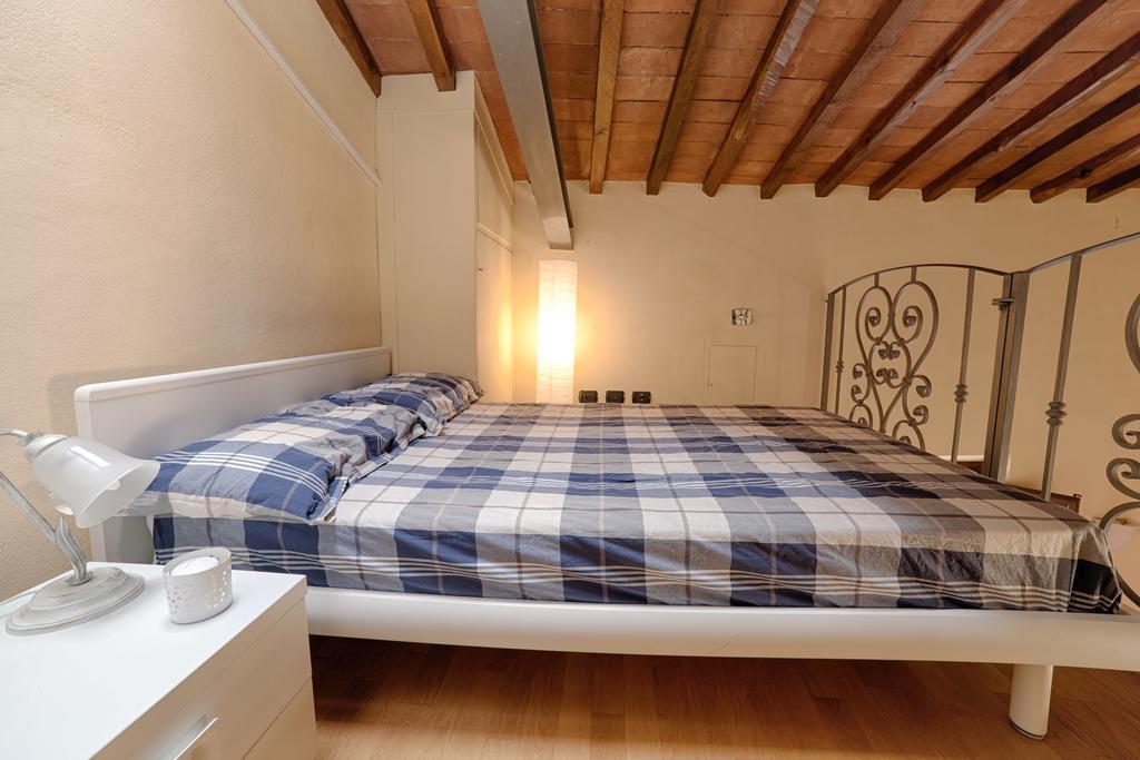 Santa Croce Elegant With Garage Apartment Флоренция Екстериор снимка